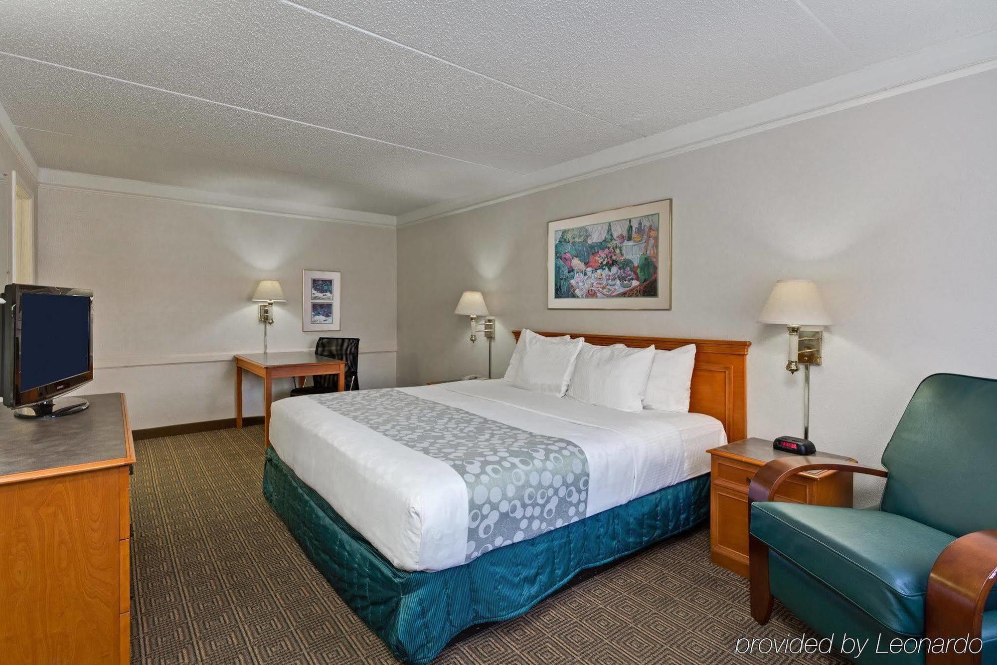Baymont By Wyndham Jacksonville Orange Park Exterior photo