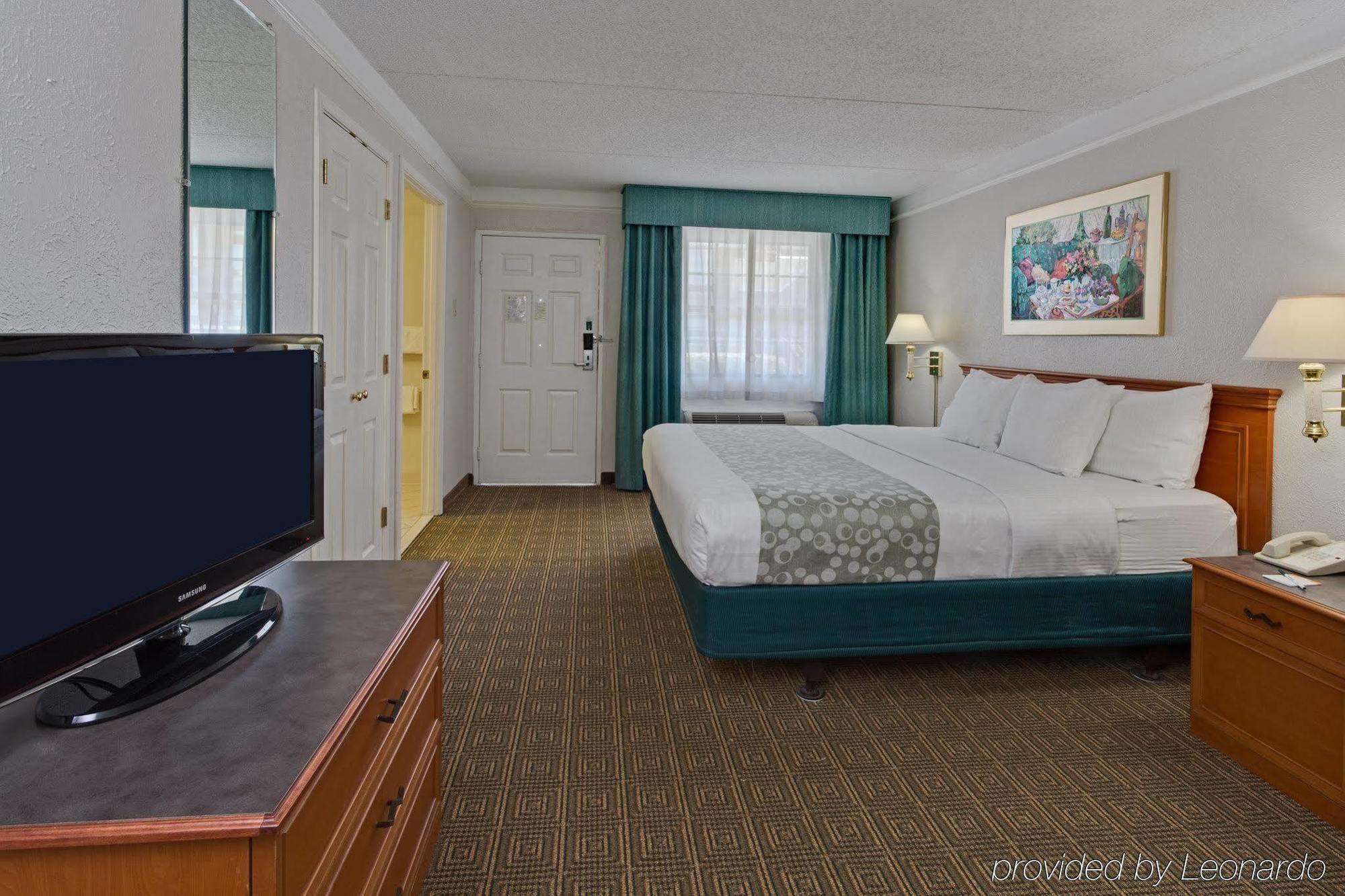 Baymont By Wyndham Jacksonville Orange Park Exterior photo